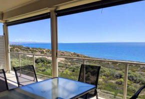 Ochre Point Beach House on Moana Seafront